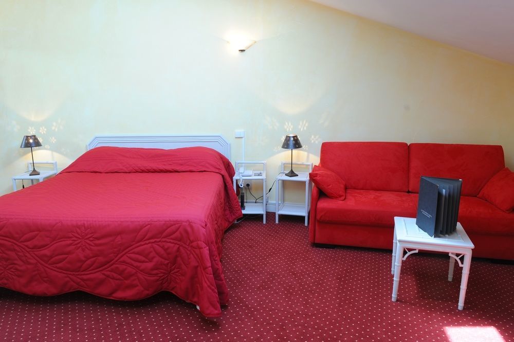 Hotel And Restaurant L Arena Fréjus Dış mekan fotoğraf